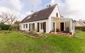 Maison familiale avec grand jardin - proche mer
